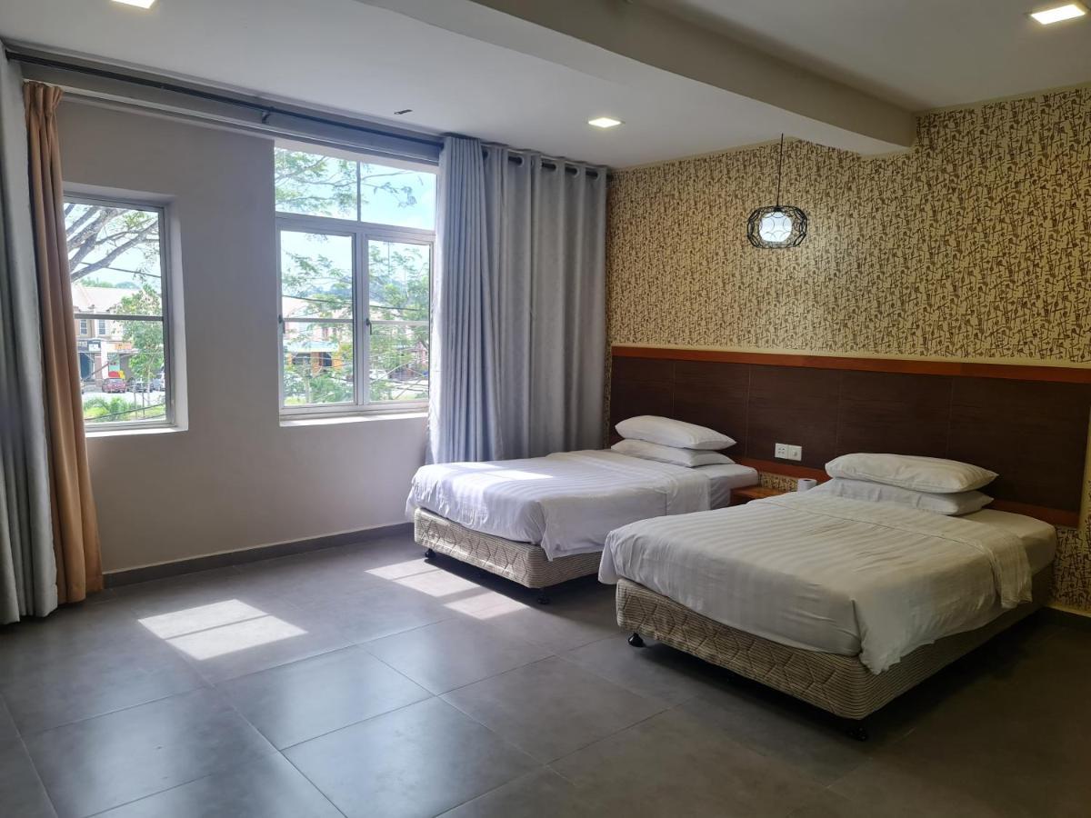 Hotel Bestari Куала Липис Екстериор снимка